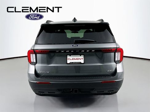 New 2026 Ford Explorer Active AWD/4WD image 7