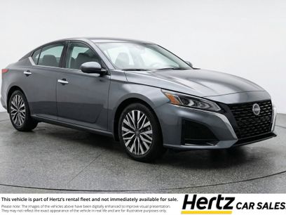 Used 2025 Nissan Altima 2.5 SV
