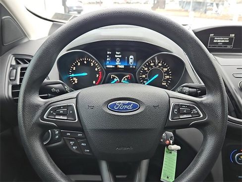 Used 2018 Ford Escape SE image 20