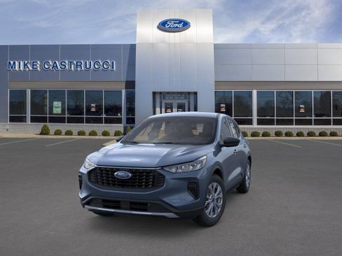 New 2026 Ford Escape Active w/ Cold Weather Package AWD/4WD image 2