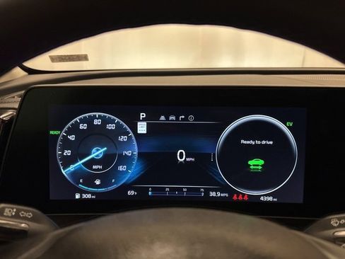 Certified 2025 Kia Sportage SX Prestige image 15