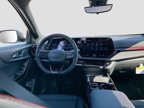 New 2026 Chevrolet Equinox RS image 11