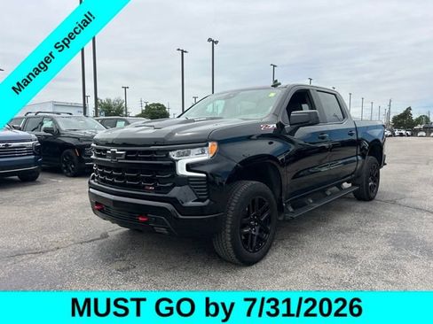 Used 2025 Chevrolet Silverado 1500 LT Trail Boss w/ Convenience Package II AWD/4WD image 7