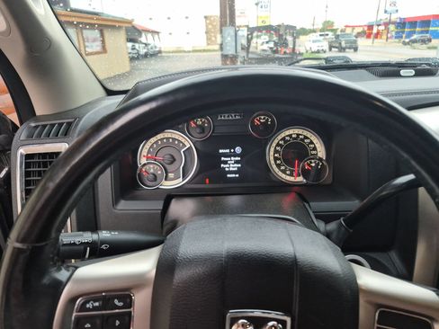 Used 2017 RAM 2500 Laramie AWD/4WD image 7