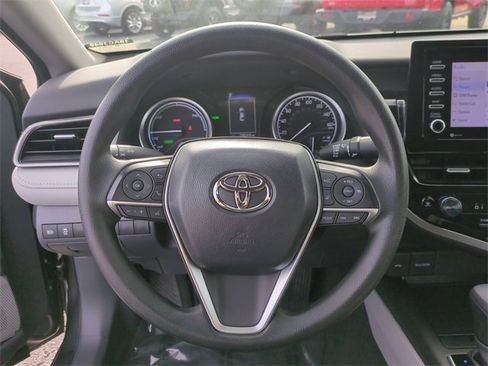 Used 2023 Toyota Camry LE image 14
