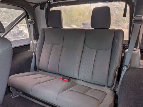 Used 2015 Jeep Wrangler Sport w/ Quick Order Package 23S image 31