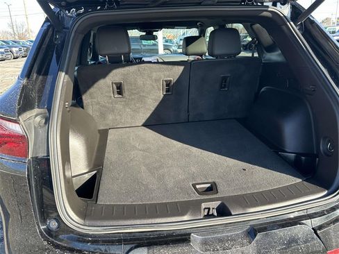 Used 2022 Chevrolet Blazer RS image 11