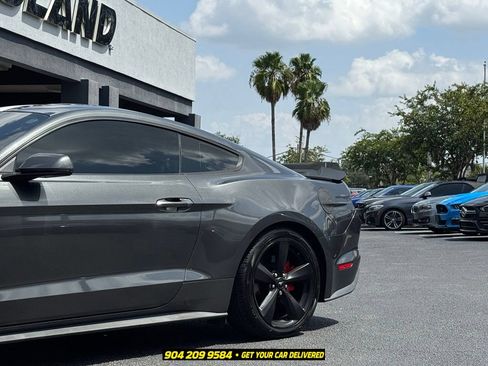 Used 2019 Ford Mustang GT Premium RWD image 3