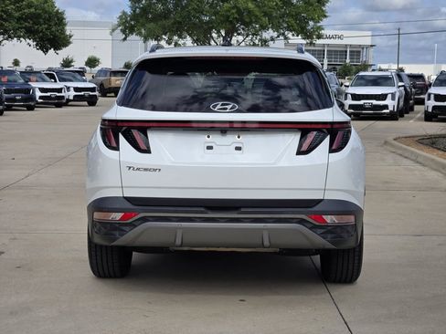Used 2022 Hyundai Tucson Limited FWD image 13