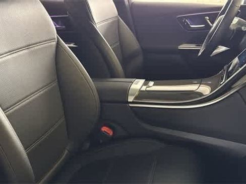 Certified 2025 Mercedes-Benz GLC 300 4MATIC image 33