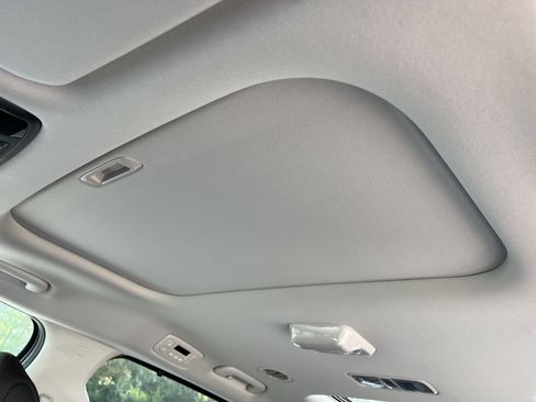 New 2026 Kia Carnival SX w/ SX Dark Edition Package image 19