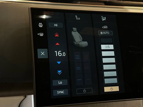 New 2025 Land Rover Range Rover SV image 21