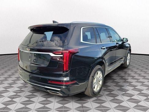 Used 2023 Cadillac XT6 Luxury FWD image 5