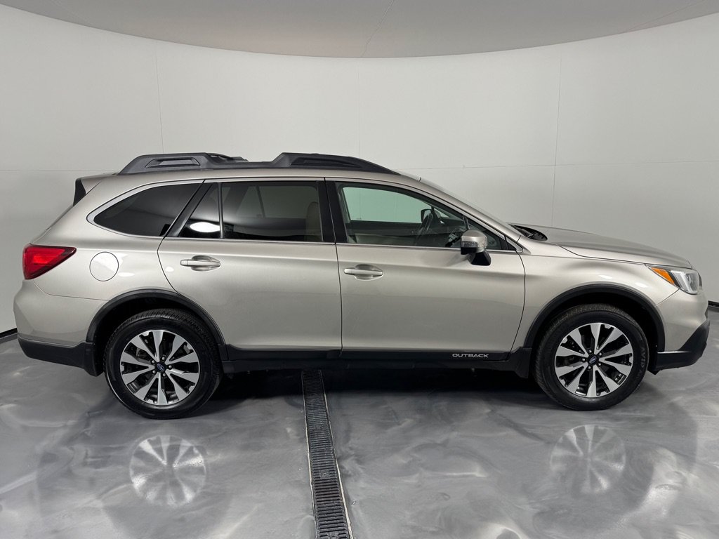 Used 2016 Subaru Outback 3.6R Limited w/ Protection Package #2 AWD/4WD image 4