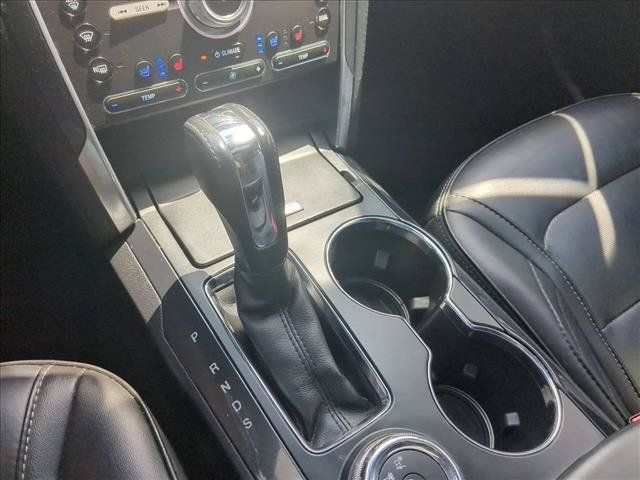 Used 2018 Ford Explorer Platinum AWD/4WD image 12
