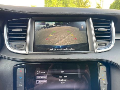 Used 2020 INFINITI QX50 Luxe w/ Navigation Package AWD/4WD image 21