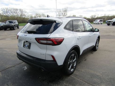 Used 2025 Ford Escape ST-Line Select AWD/4WD image 6