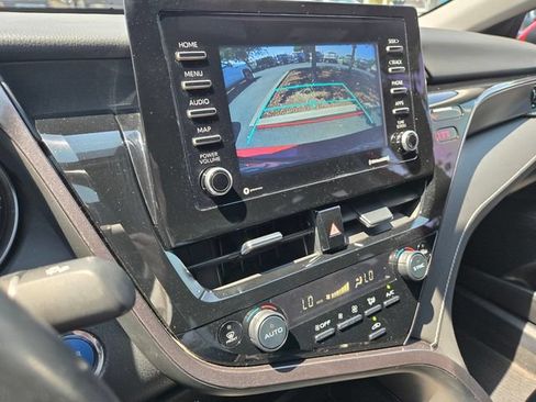 Used 2023 Toyota Camry SE FWD image 22