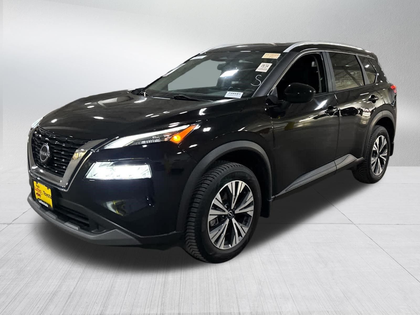 Used 2023 Nissan Rogue SV w/ SV Premium B Package AWD/4WD image 3