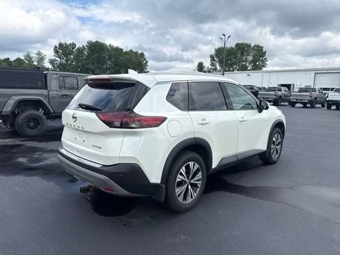 Used 2021 Nissan Rogue SV AWD/4WD image 4
