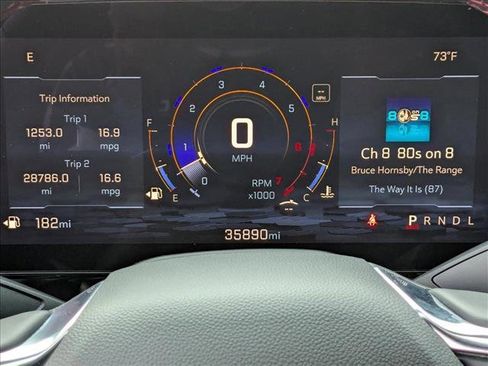 Used 2025 Chevrolet Suburban RST RWD image 11