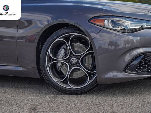 New 2025 Alfa Romeo Giulia image 2