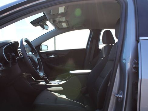 Used 2024 Chevrolet Malibu LT image 16