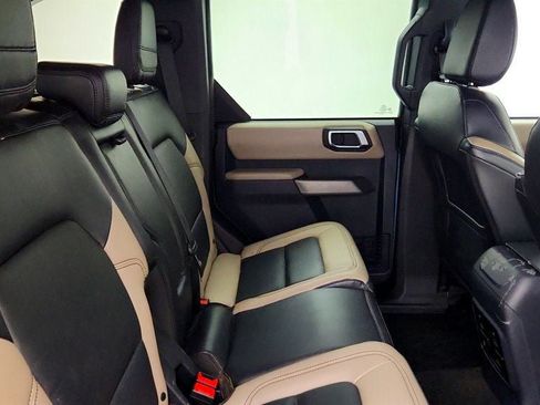 Used 2023 Ford Bronco Wildtrak AWD/4WD image 20