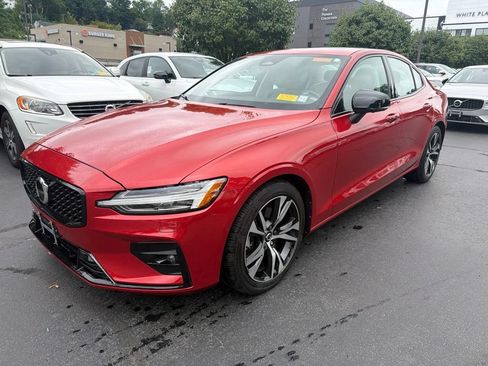 Used 2024 Volvo S60 B5 Plus AWD/4WD image 1