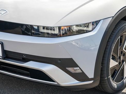 New 2026 Hyundai Ioniq 5 SE RWD image 10