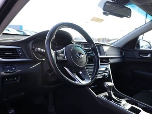 Used 2019 Kia Optima S w/ S Panoramic Sunroof Package image 18