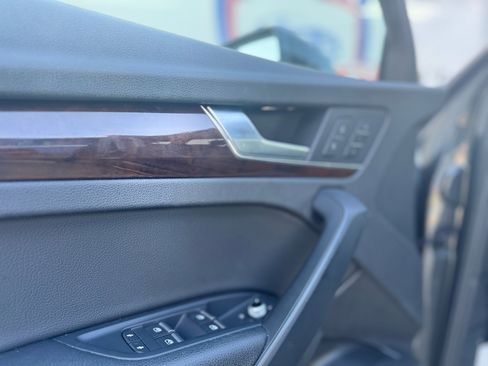 Used 2020 Audi Q5 2.0T Premium image 34