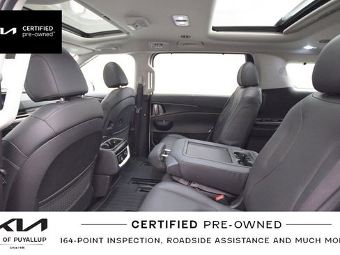 Used 2025 Kia Carnival SX Prestige image 13