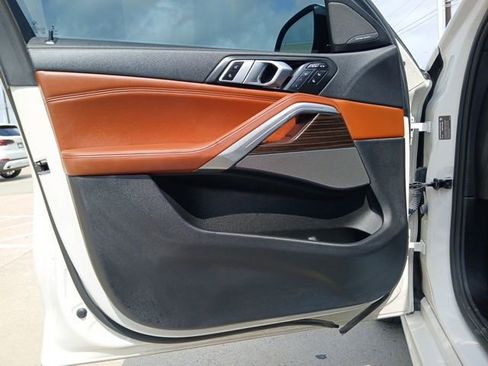 Used 2023 BMW X6 xDrive40i w/ Executive Package image 18