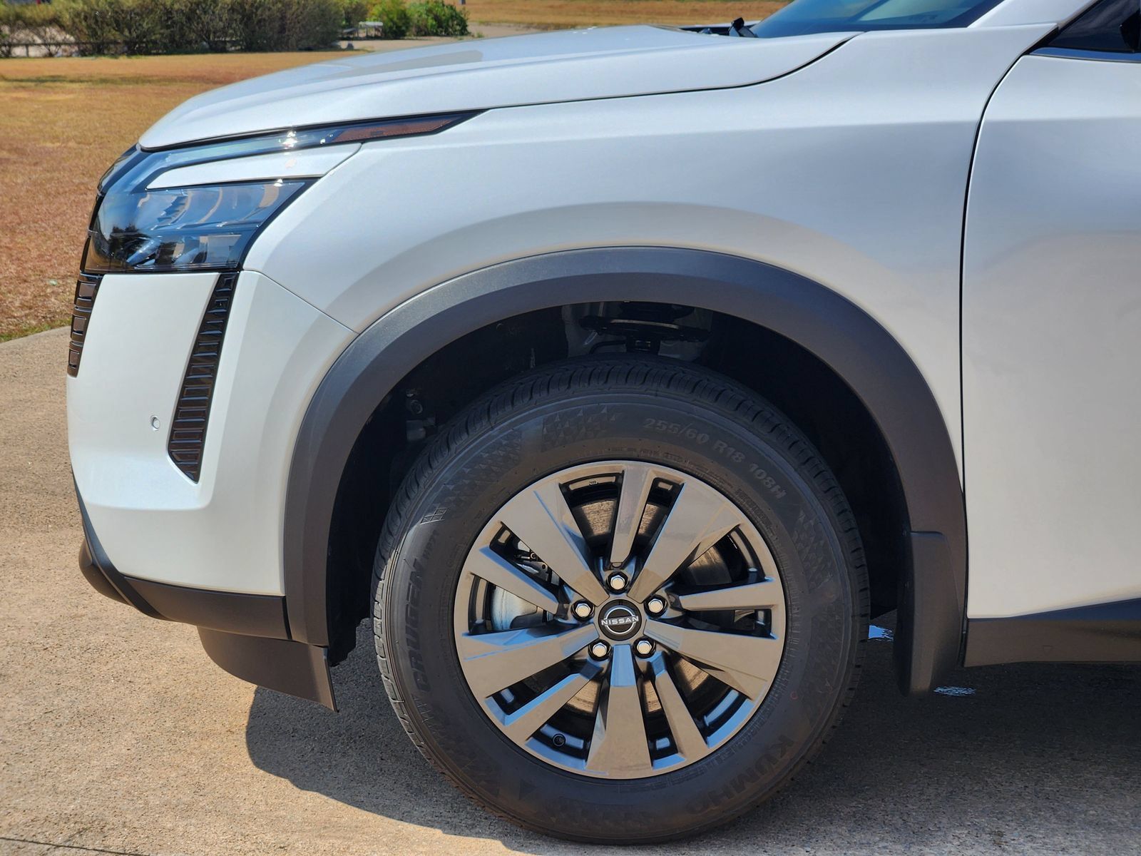 New 2026 Nissan Pathfinder SV FWD image 10