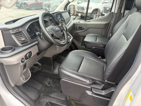 Used 2023 Ford Transit 250 Medium Roof w/ Exterior Upgrade Package image 9