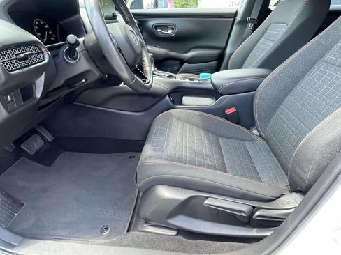 Used 2024 Honda HR-V Sport image 12