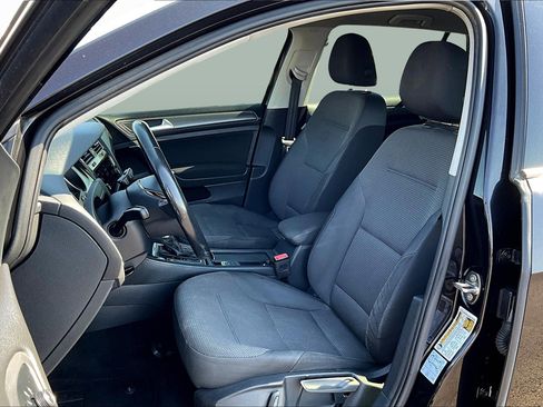 Used 2013 Volkswagen GTI w/Sunroof & Navi image 24