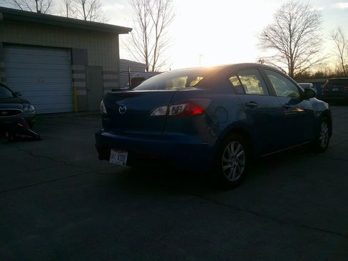 Used 2012 MAZDA MAZDA3 i Touring image 6