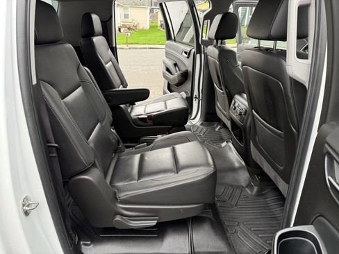 Used 2016 GMC Yukon XL SLT w/ Open Road Package image 15