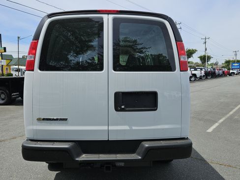New 2025 Chevrolet Express 2500 w/ Driver Convenience Package RWD image 4