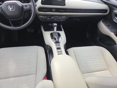 Used 2026 Honda HR-V LX image 39