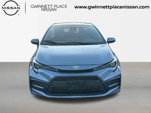 Used 2020 Toyota Corolla SE w/ SE Premium Package image 2