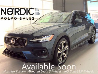 Used 2025 Volvo V60 B5 Cross Country Plus