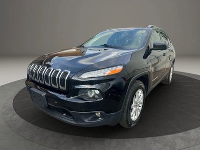 Used 2017 Jeep Cherokee Latitude w/ Cold Weather Group