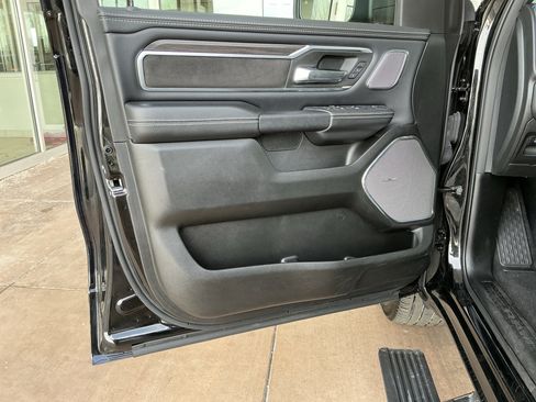 Used 2025 RAM 1500 Laramie w/ Night Edition image 14