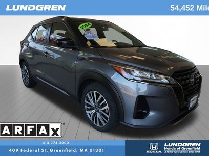 Used 2024 Nissan Kicks SR