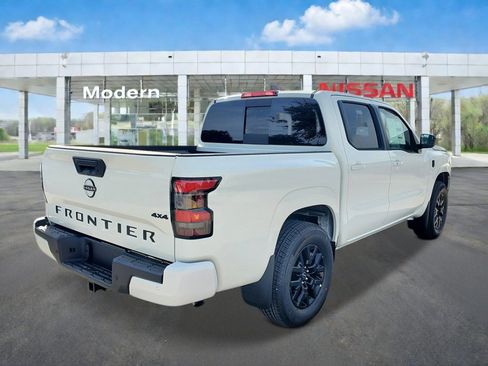 New 2026 Nissan Frontier SV w/ SV Convenience Package AWD/4WD image 6