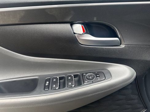 Certified 2022 Hyundai Santa Fe SEL AWD/4WD image 13