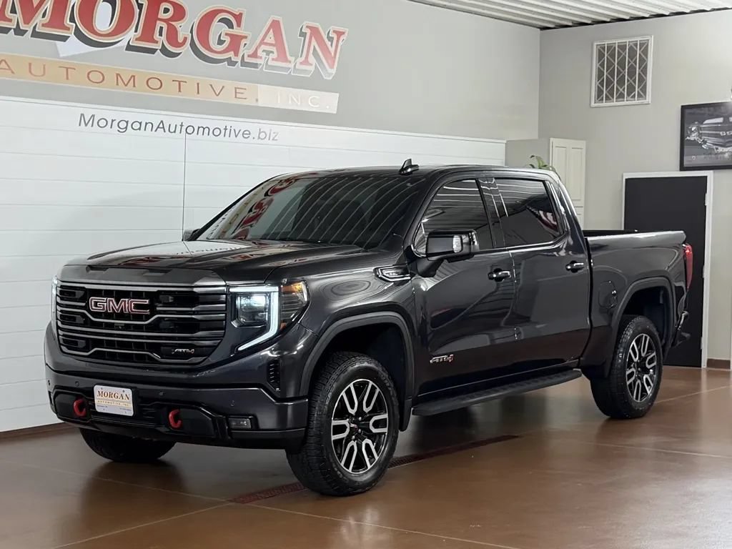 Used 2022 GMC Sierra 1500 AT4 w/ AT4 Premium Package AWD/4WD image 9